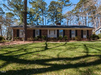 4701 Woodridge Dr, Raleigh, NC 27612