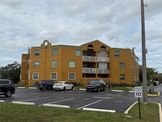 9735 Fontainebleau Blvd Unit G205, Miami, FL 33172