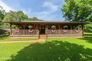 13 Leslie Scruggs Rd, Humboldt, TN 38343