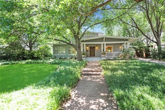211 N Waddill St, McKinney, TX 75069