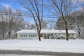 5 Bradford Rd, Danvers, MA 01923