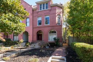 1319 S 2nd St, Louisville, KY 40208