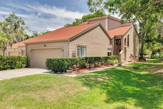 60 Woodridge Cir Unit 1, Oldsmar, FL 34677