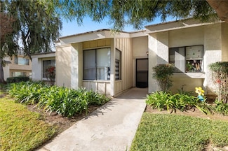 976 E La Habra Blvd Unit 115, La Habra, CA 90631