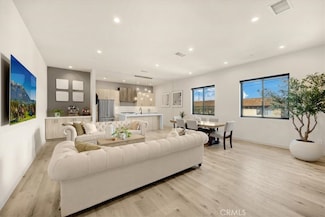 756 W 19th St Unit B, Costa Mesa, CA 92627