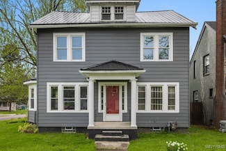 3935 Deveaux St, Niagara Falls, NY 14305