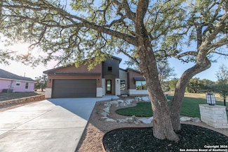 1306 Whitetail Rd, Horseshoe Bay, TX 78657