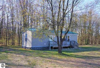 10010 Brant Trail, Mancelona, MI 49659