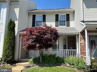 32 Wyckwood Ct, Newtown, PA 18940