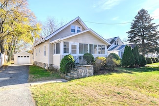 29 Sterling Place, Stamford, CT 06907