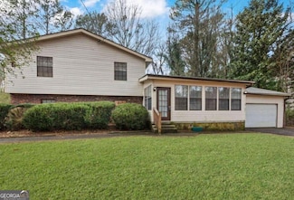 2325 Lago Dr, Jonesboro, GA 30236