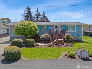 418 E Oakview Ave, Centralia, WA 98531