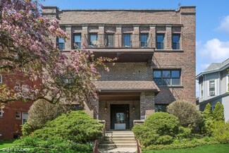 822 Hinman Ave Unit 3S, Evanston, IL 60202