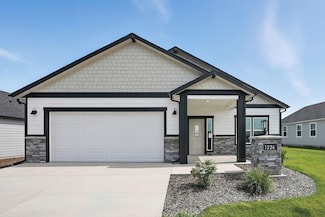 1226 High Desert Dr, Deer Park, WA 99006