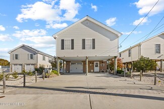 405 Twin Lakes Blvd, Little Egg Harbor Township, NJ 08087