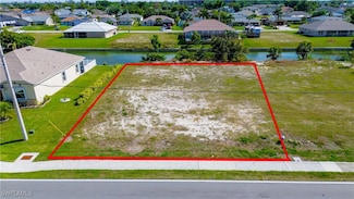 136 Nicholas Pkwy E, Cape Coral, FL 33990