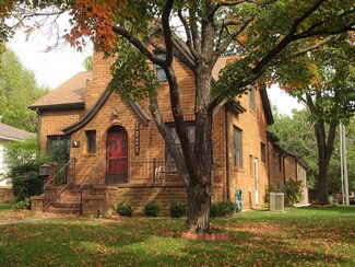 1026 N 4th St, Independence, KS 67301