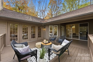 927 Longfield Cir, Charlotte, NC 28270