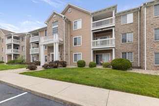 6517 Emerald Hill Ct Unit 207, Indianapolis, IN 46237