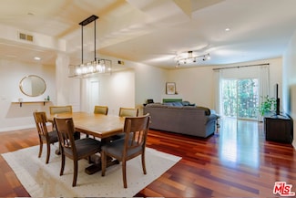 956 S Wilton Place Unit 305, Los Angeles, CA 90019