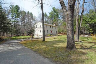 31 Woodridge Rd, Durham, NH 03824