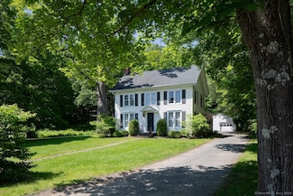 16 Under Mountain Rd, Salisbury, CT 06068