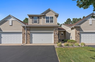 4543 Bloomberg Cir, Inver Grove Heights, MN 55076