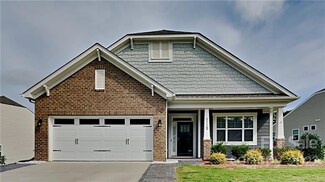 1112 Curling Creek Dr, Indian Trail, NC 28079
