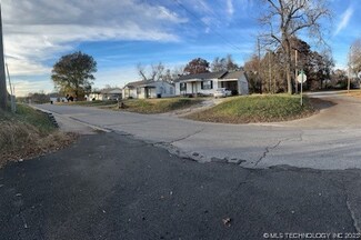 755 Bluff Ave, Tahlequah, OK 74464