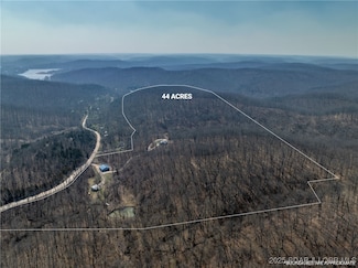 679 Wolf Pen Hollow, Camdenton, MO 65020
