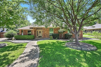 1605 James Good Ln, Garland, TX 75043
