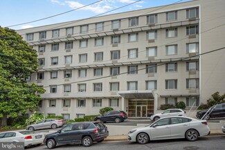 1730 Arlington Blvd Unit 205, Arlington, VA 22209