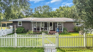 99 Arnold Rd, Flintville, TN 37335