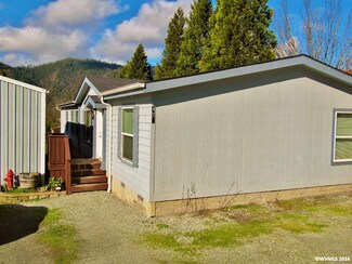 471 S Old Pacific Hwy, Myrtle Creek, OR 97457