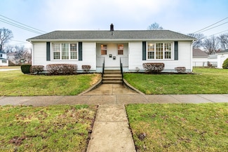 4251 Orchard Ave, Willoughby, OH 44094