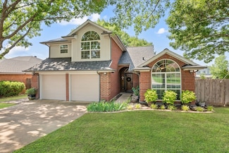 7600 Teresa Ct, North Richland Hills, TX 76182
