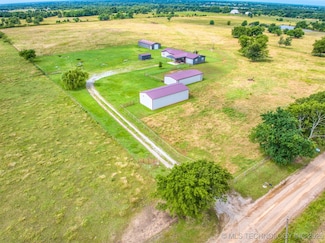 2510 E Davis Rd, Durant, OK 74701