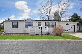 133 Cardinal Ln, Sandwich, IL 60548