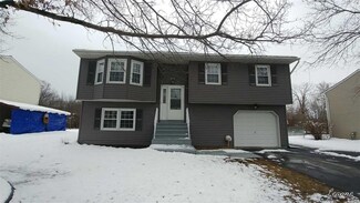 38 Willis Ave, Ravena, NY 12143