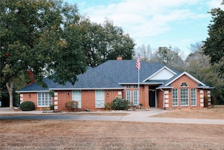 889 Knight Dr, Durant, OK 74701