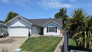 1930 NW Donovan Ct, Grants Pass, OR 97526