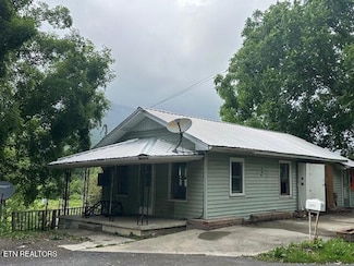 1377 Dr Thomas Walker Rd, Ewing, VA 24248