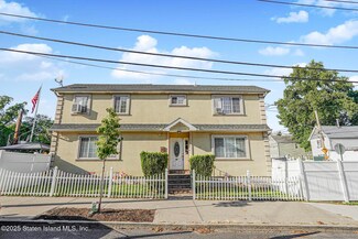 35 Bennett St, Staten Island, NY 10302