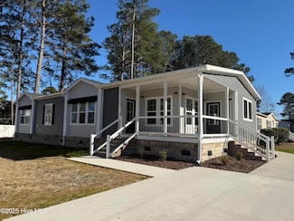 845 Watson Ave SW, Calabash, NC 28467