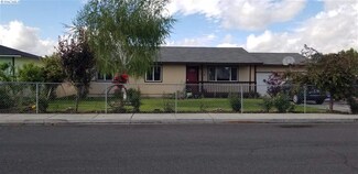 109 Apache Dr, Grandview, WA 98930