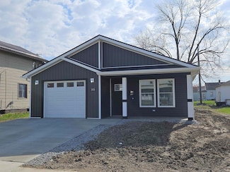 305 N Broadway St, Butler, IN 46721