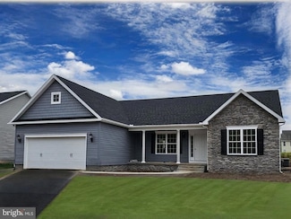 2605 Village Rd, Dover, PA 17315