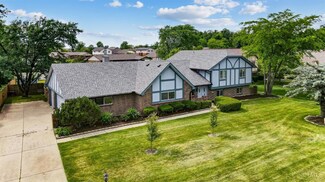 2447 N Tulane Dr, Beavercreek, OH 45431