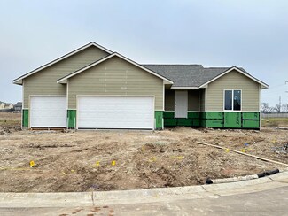 1032 E Stafford Ct, Augusta, KS 67010