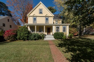 65 Church St Unit 67, Winchester, MA 01890